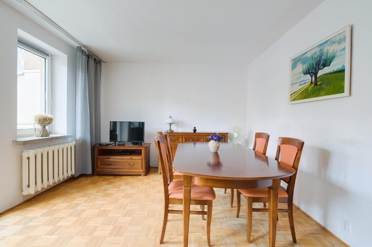 2 Bedroom Apartment In Green Location Warszawa Zewnętrze zdjęcie