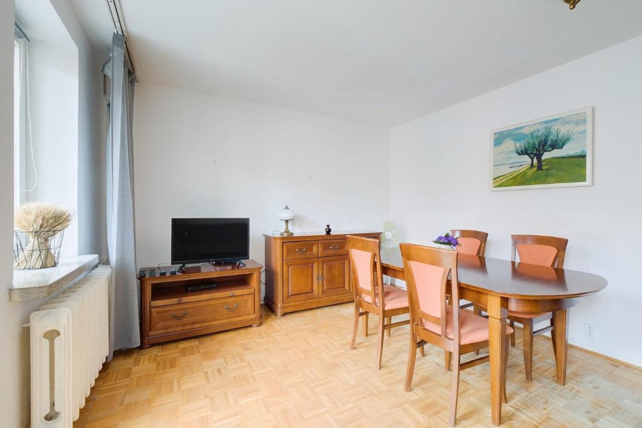 2 Bedroom Apartment In Green Location Warszawa Zewnętrze zdjęcie