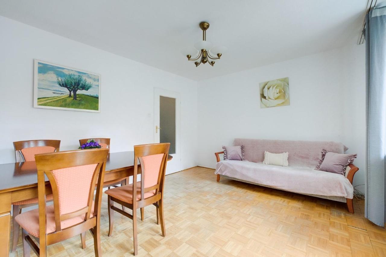 2 Bedroom Apartment In Green Location Warszawa Zewnętrze zdjęcie