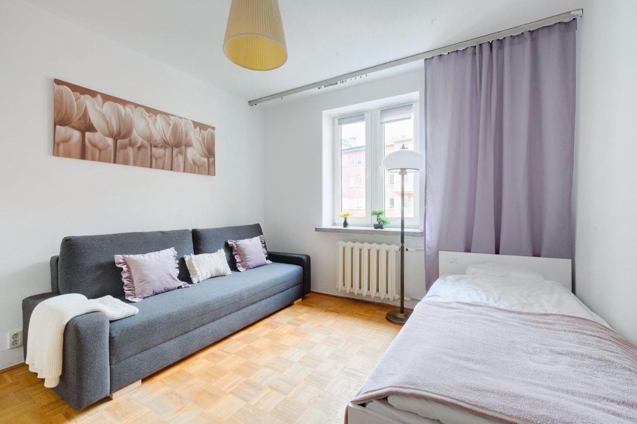 2 Bedroom Apartment In Green Location Warszawa Zewnętrze zdjęcie