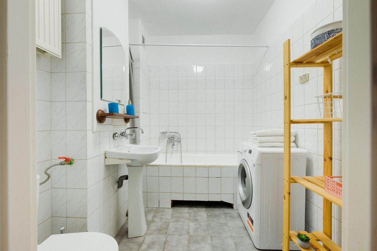 2 Bedroom Apartment In Green Location Warszawa Zewnętrze zdjęcie